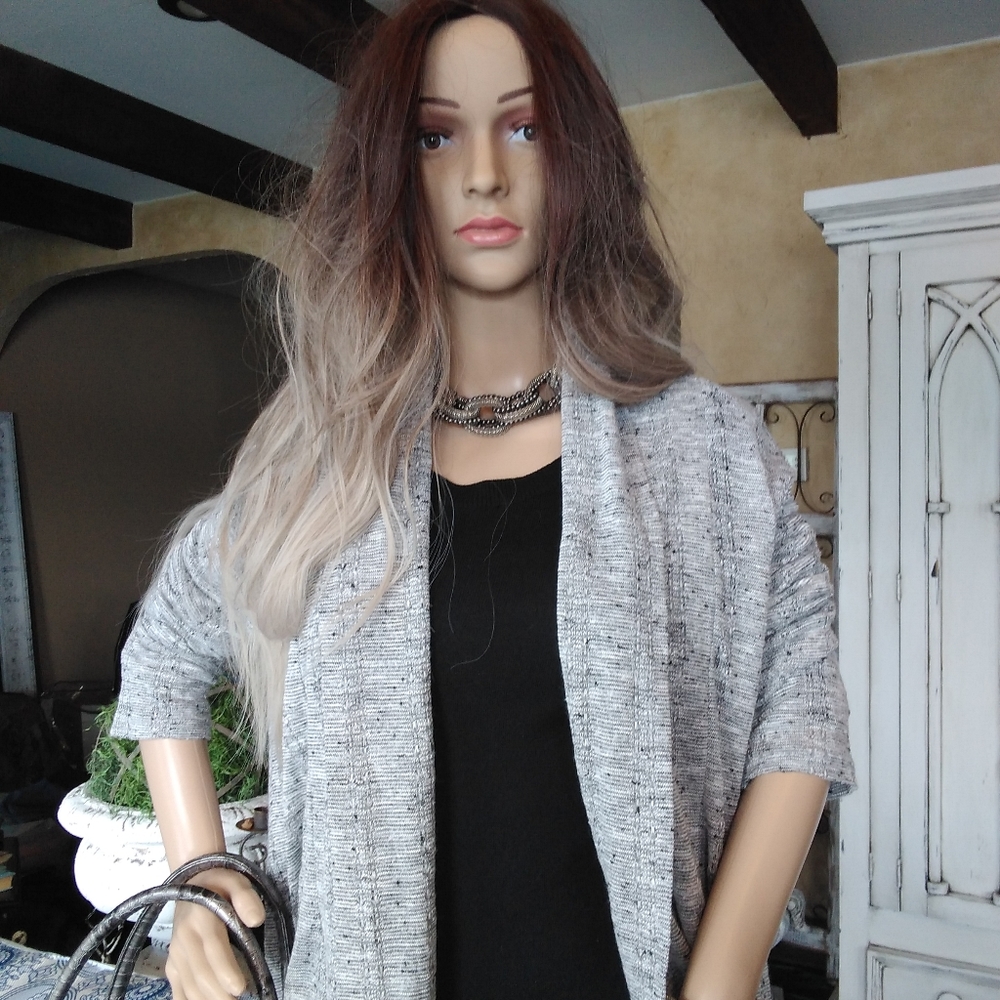 Outfit - Picture 3 of 6